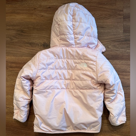 The North Face
Little Girl's Mossbud
Reversible Jacket
2T
Peach Pink - Picture 3 of 6